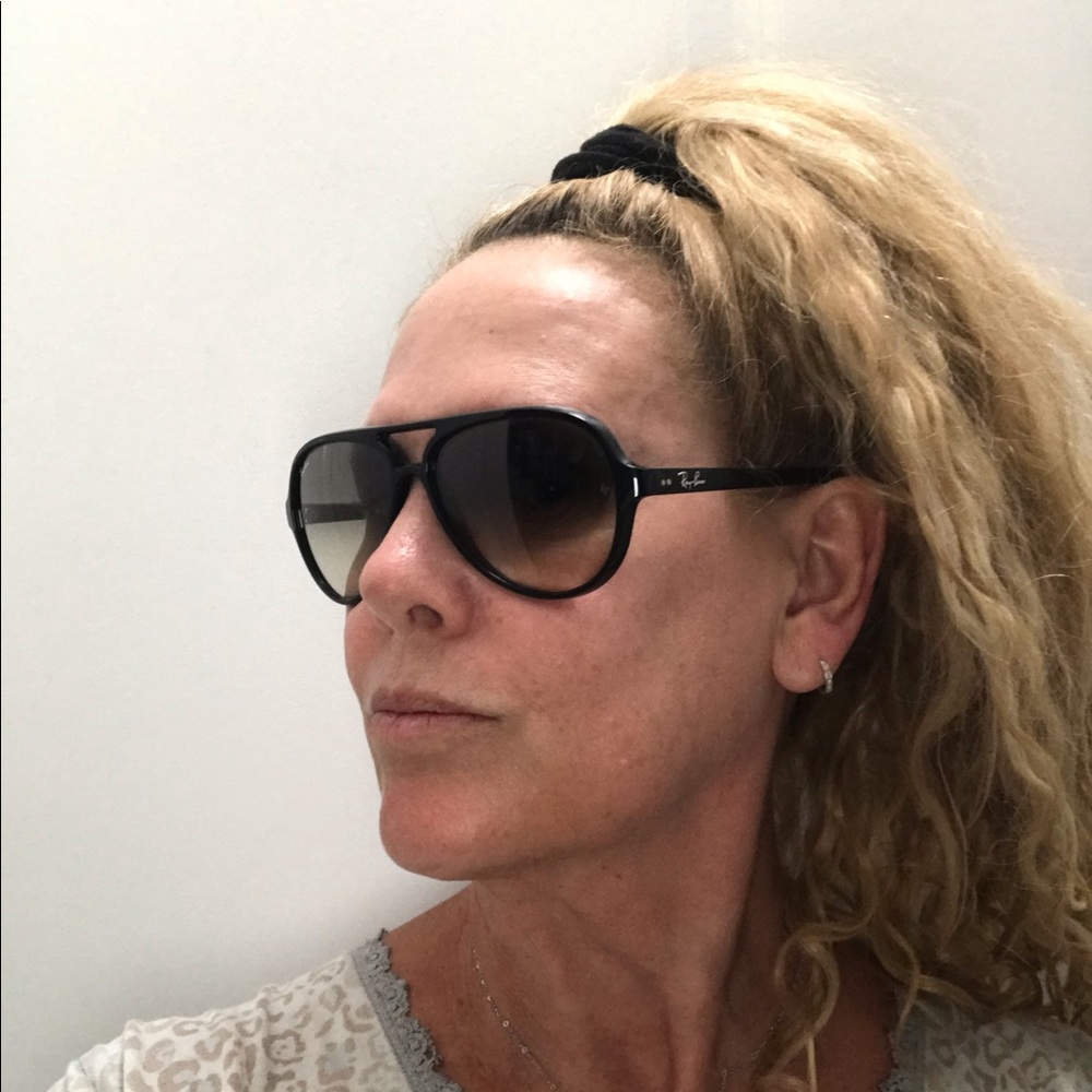 Ray Ban Glasses - Picture 7 of 9
